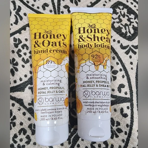 Barwa Honey & Oats Hand Cream and Honey & Shea Body Lotion Set 2 . 250 ml/ 8.45 - Picture 1 of 1